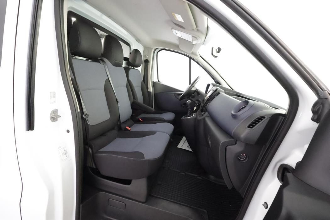 OPEL Vivaro 2016