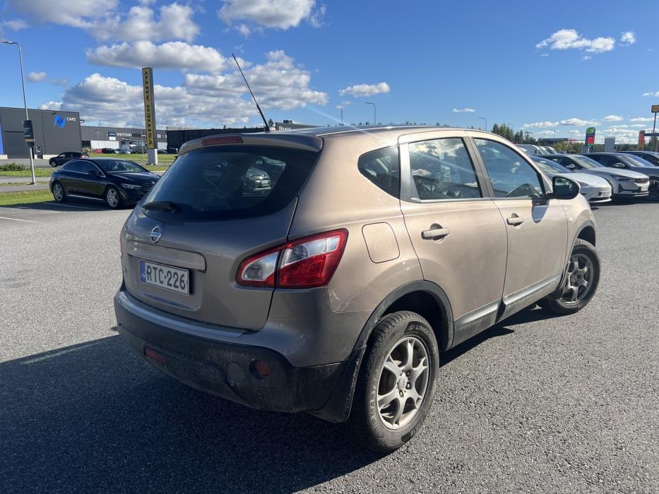 NISSAN Qashqai 2011