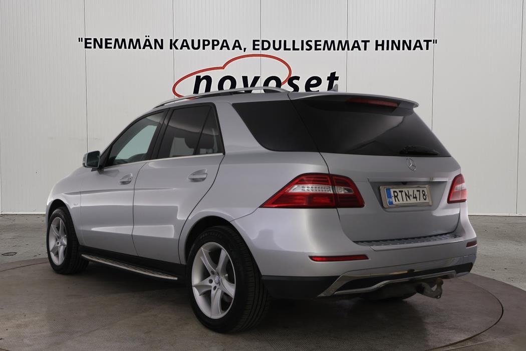 MERCEDES-BENZ ML 2012