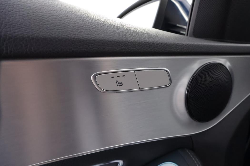 MERCEDES-BENZ C 2016