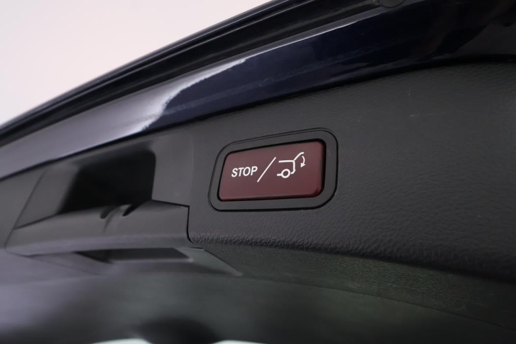 MERCEDES-BENZ C 2016