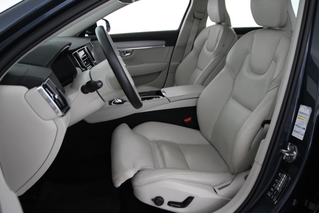 VOLVO V90 2020