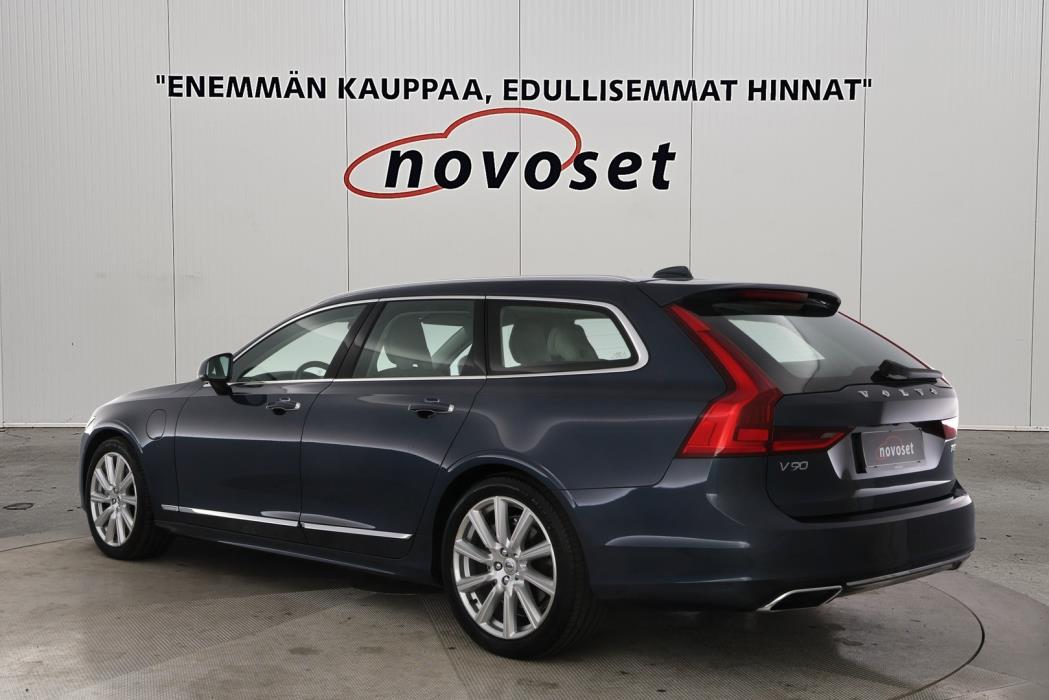 VOLVO V90 2020