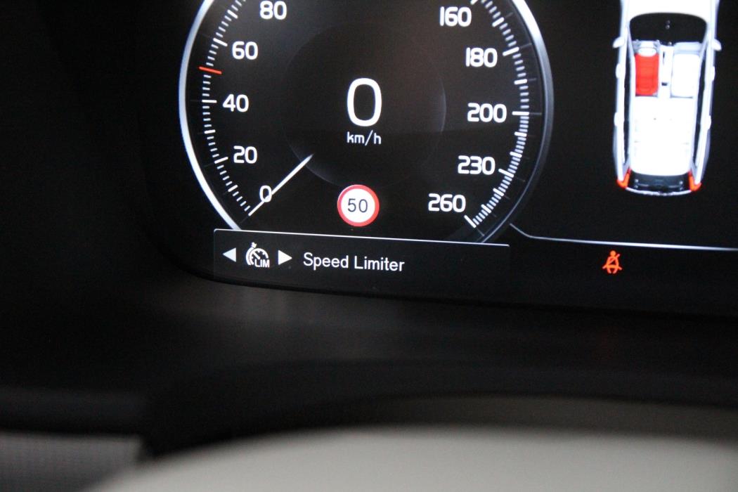 VOLVO V90 2020