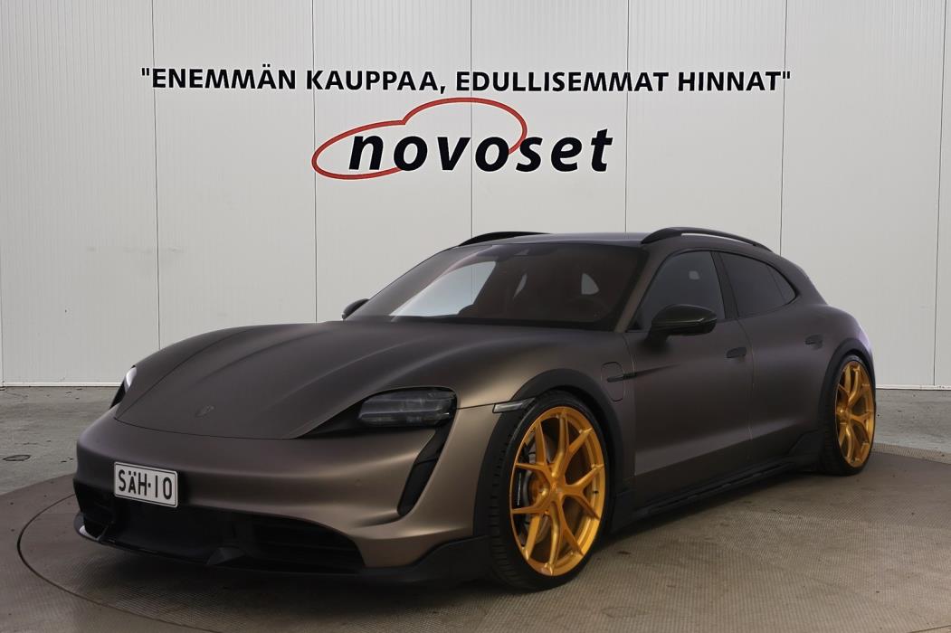 PORSCHE Taycan 2022