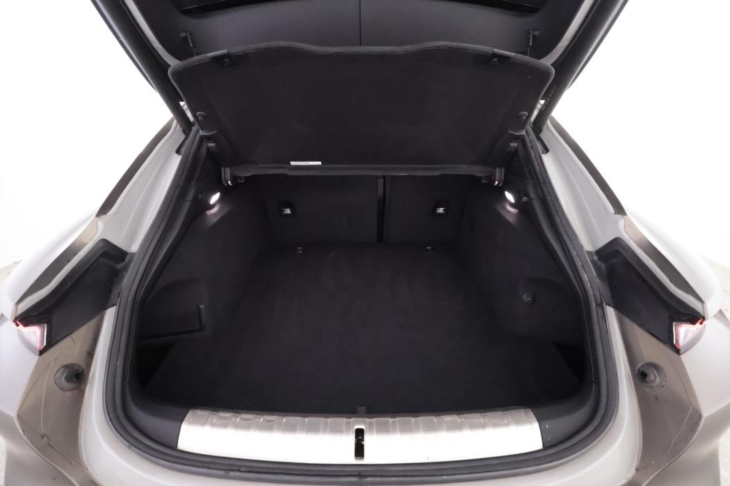 PORSCHE Taycan 2022
