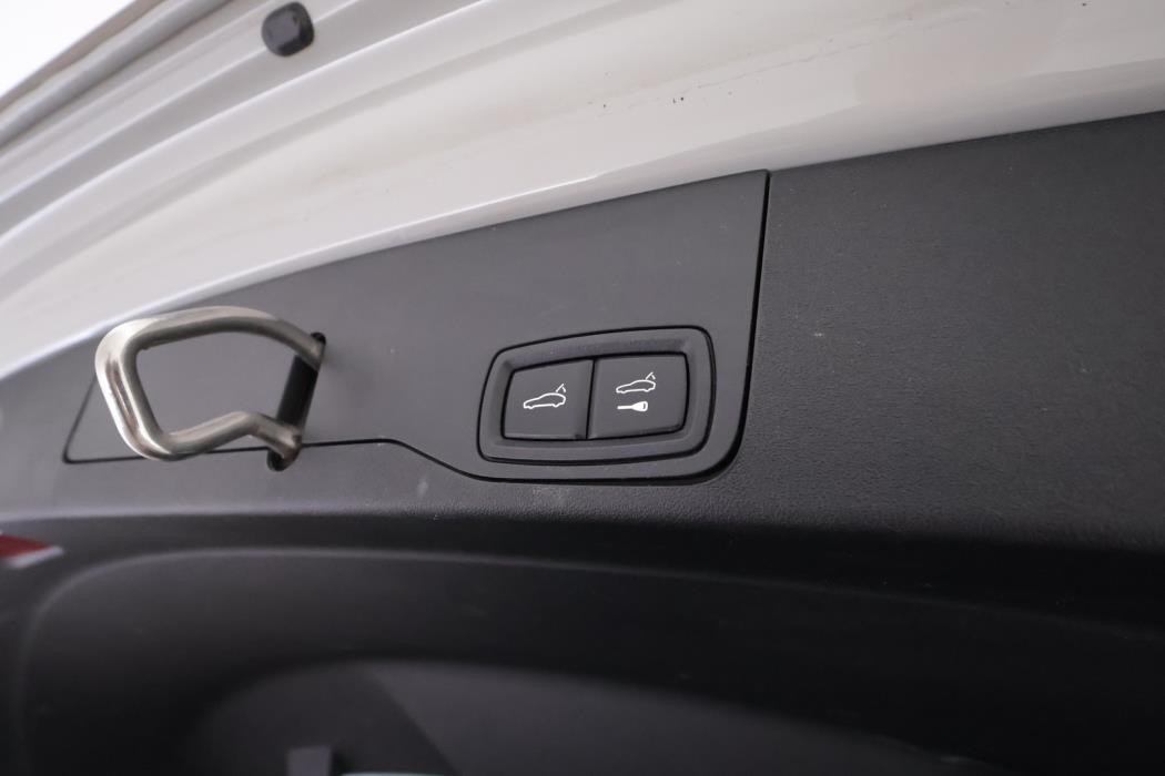 PORSCHE Taycan 2022