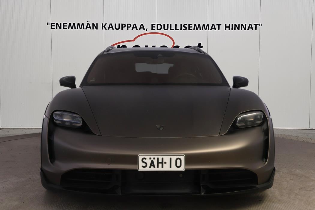PORSCHE Taycan 2022