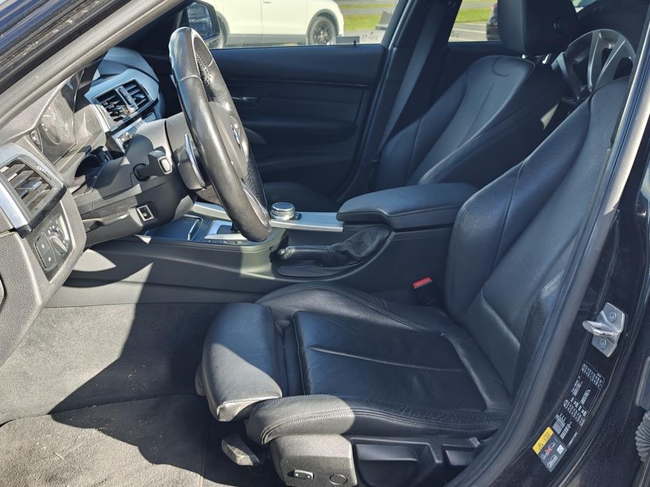 BMW 330 2017