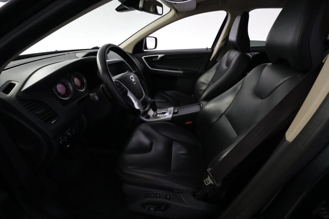 VOLVO XC60 2010