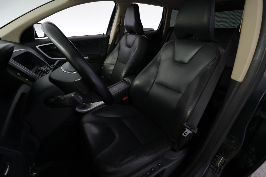 VOLVO XC60 2010