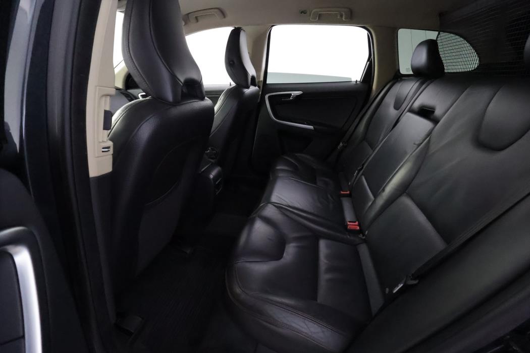 VOLVO XC60 2010