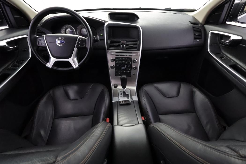 VOLVO XC60 2010
