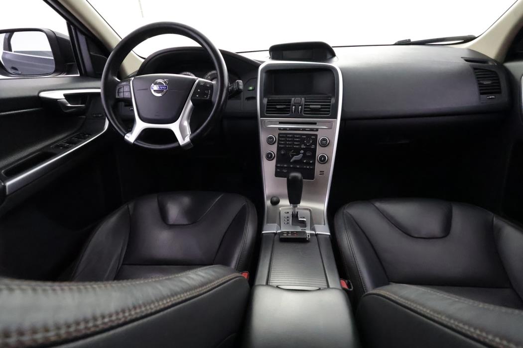 VOLVO XC60 2010
