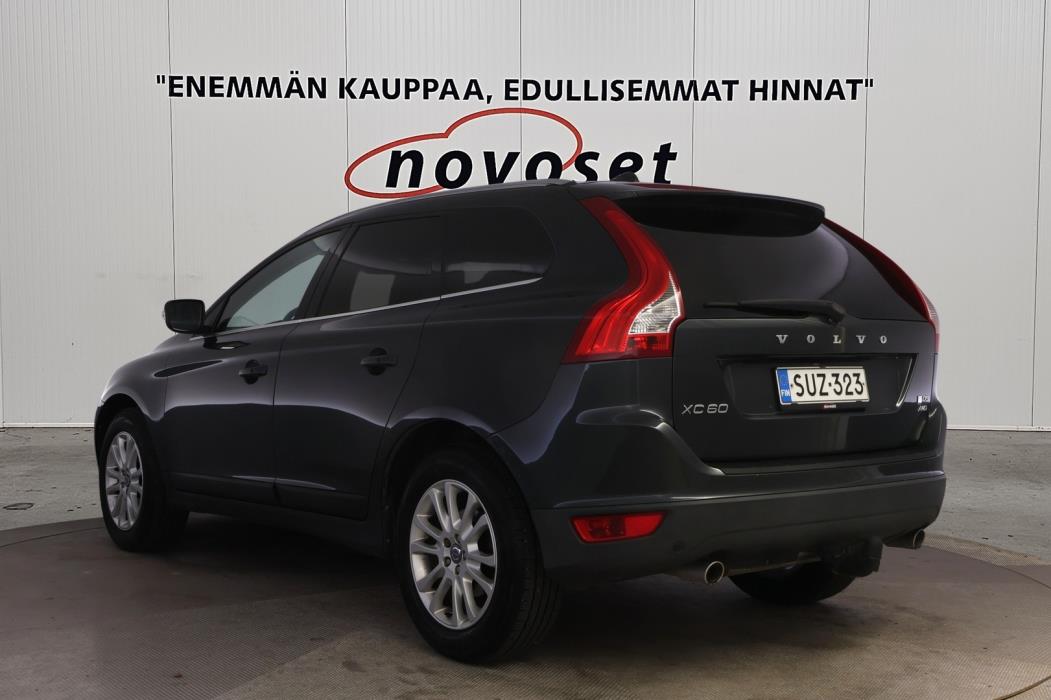 VOLVO XC60 2010