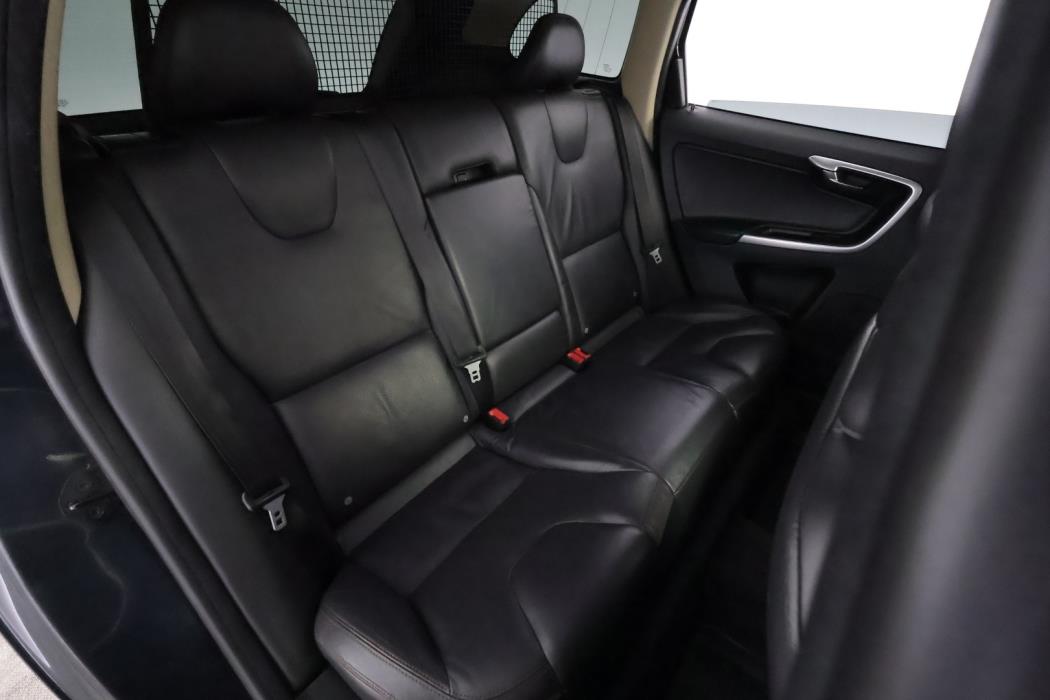 VOLVO XC60 2010