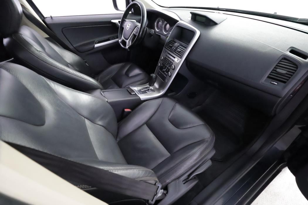 VOLVO XC60 2010