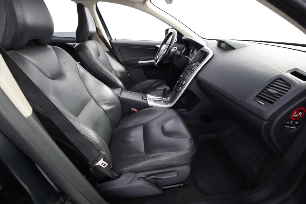 VOLVO XC60 2010
