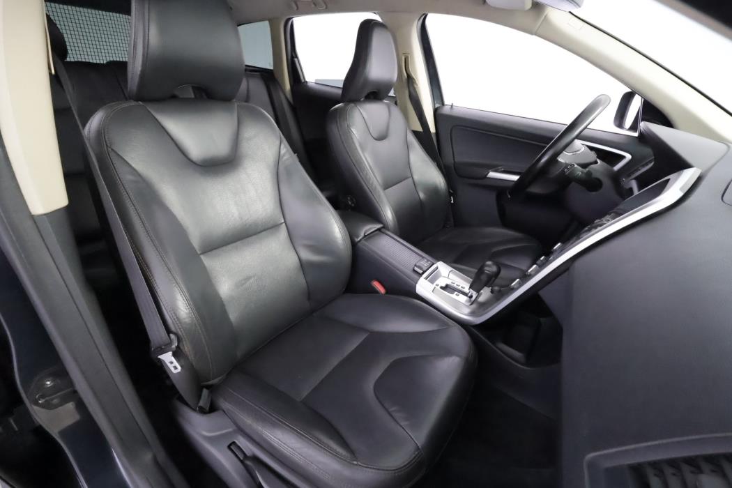 VOLVO XC60 2010