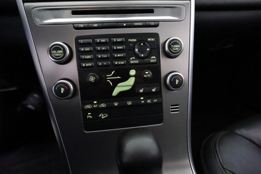 VOLVO XC60 2010