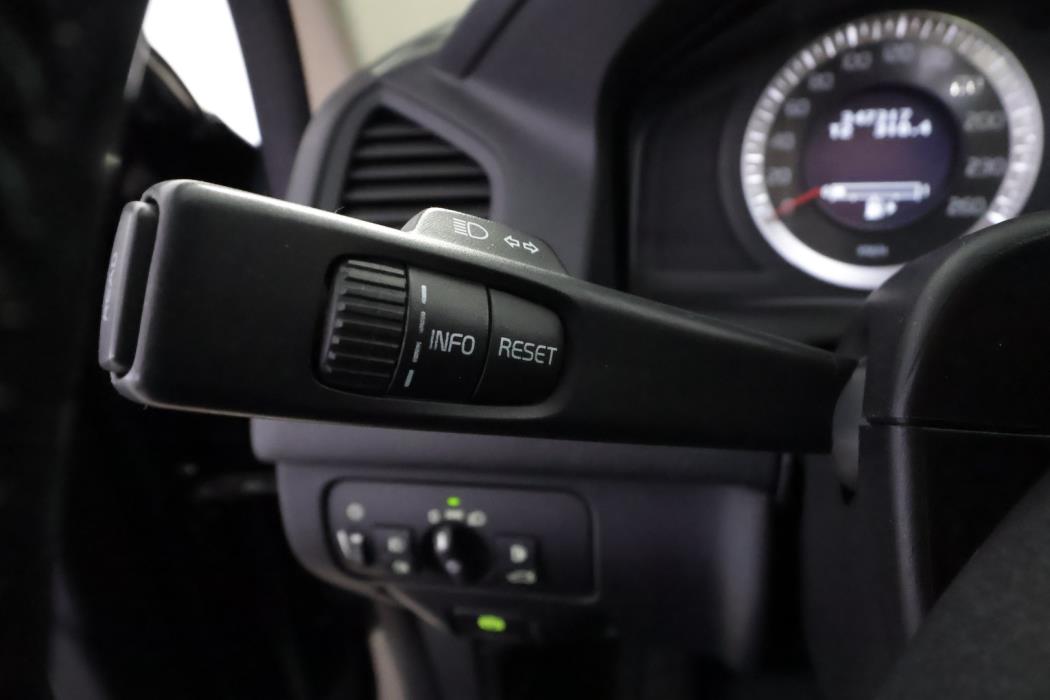 VOLVO XC60 2010