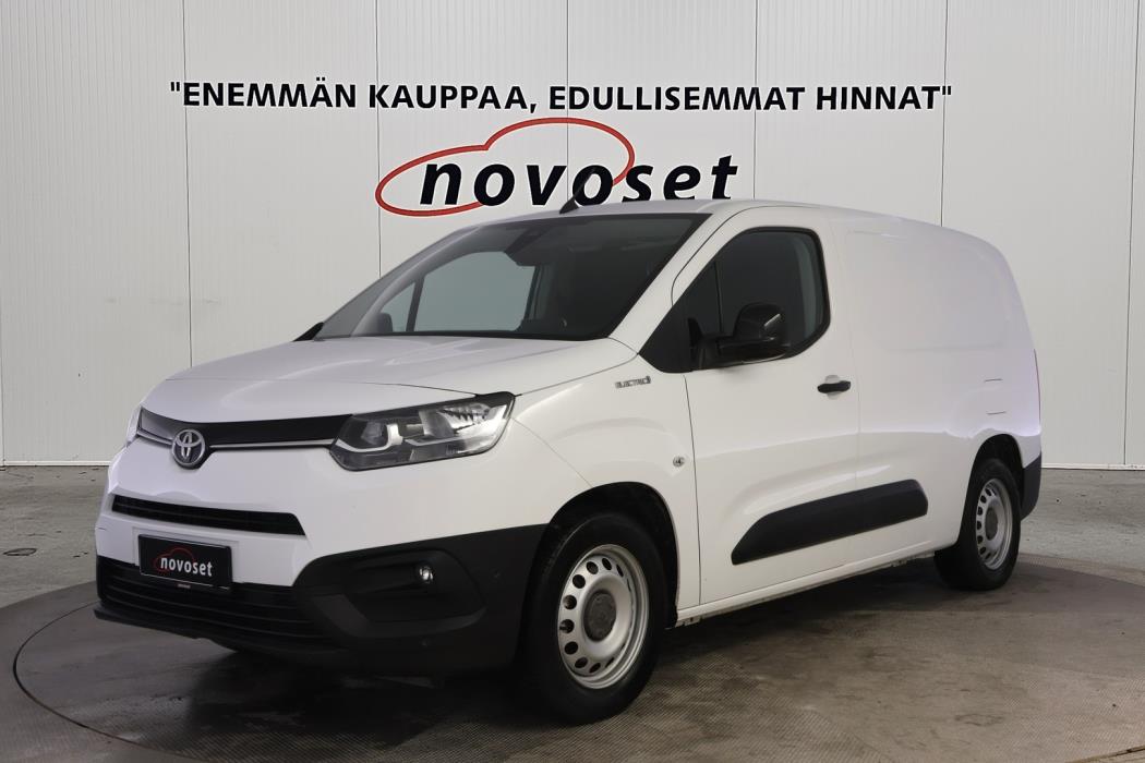 TOYOTA PROACE 2022