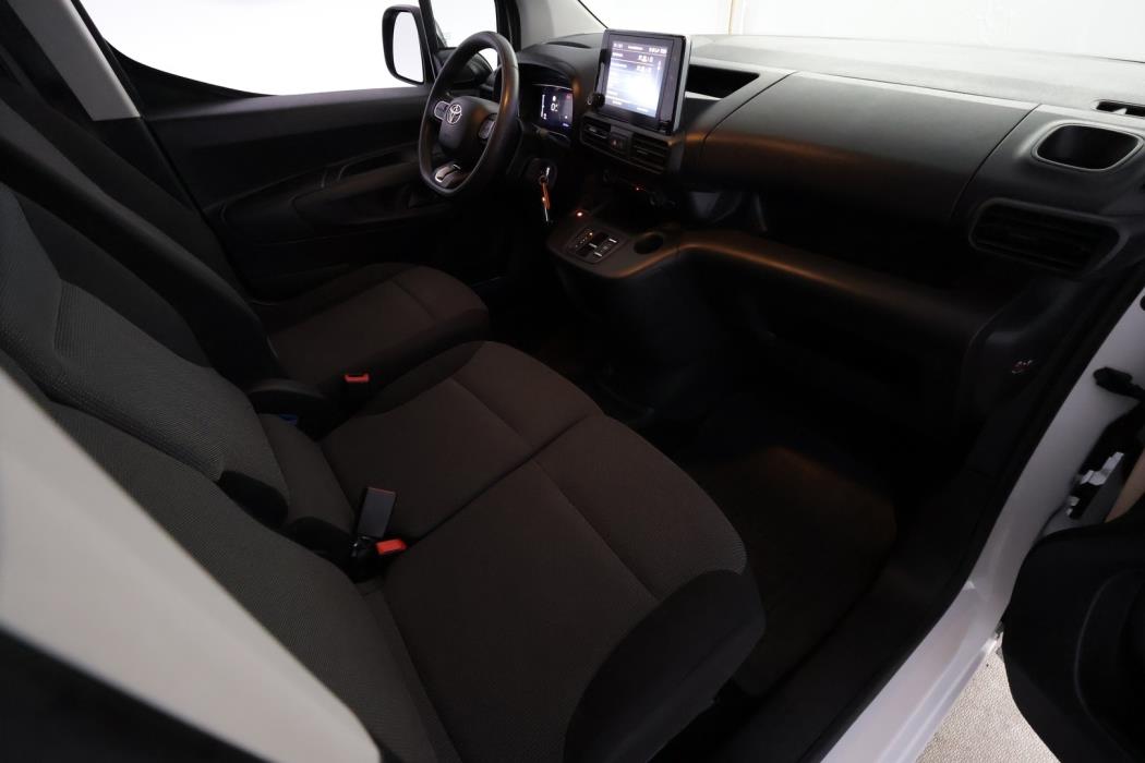 TOYOTA PROACE 2022