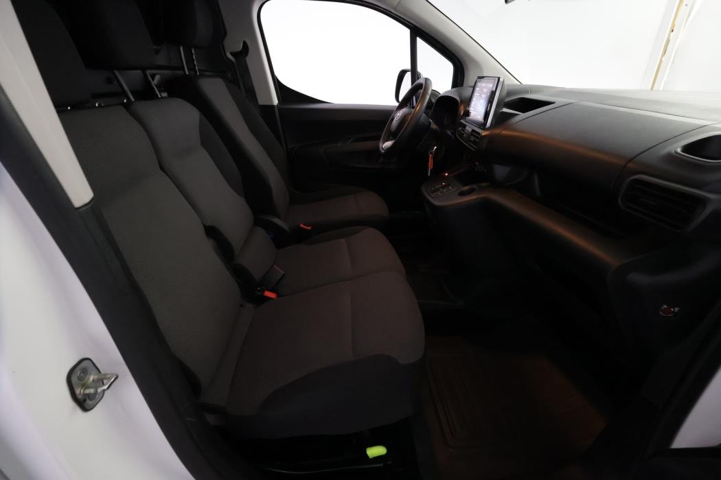 TOYOTA PROACE 2022
