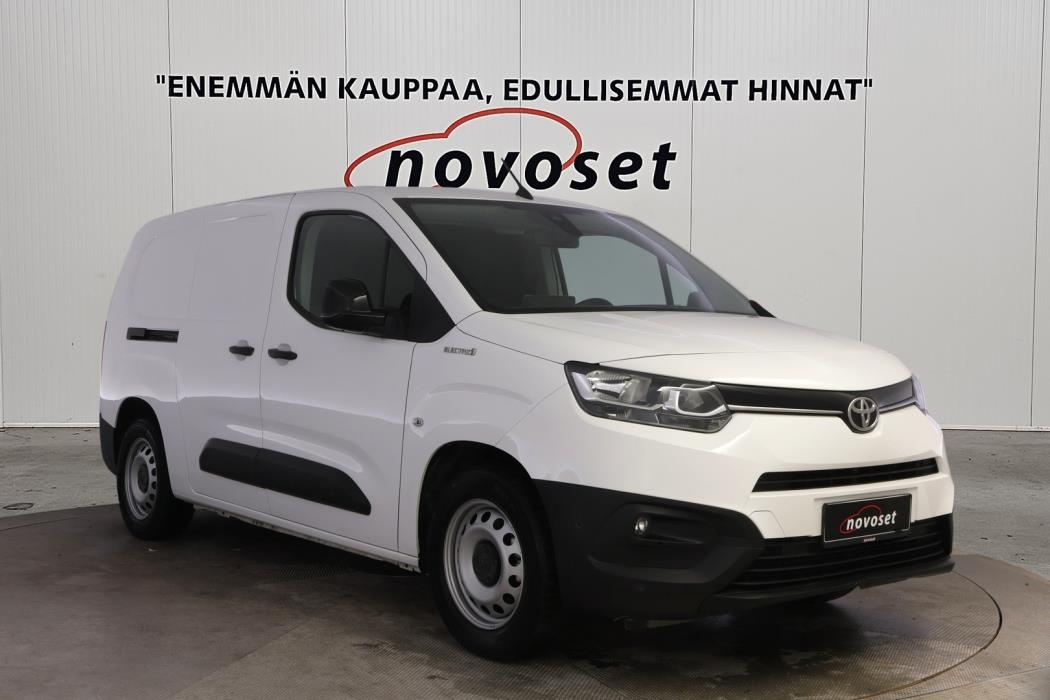 TOYOTA PROACE 2022