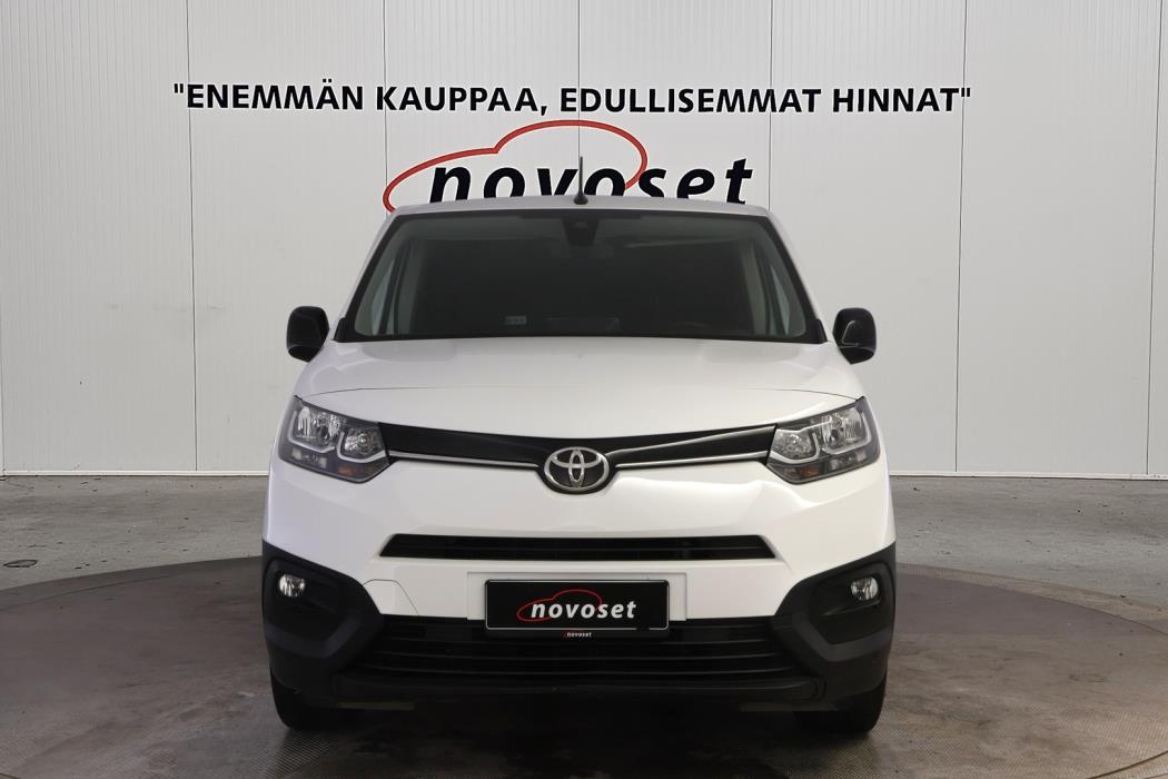 TOYOTA PROACE 2022