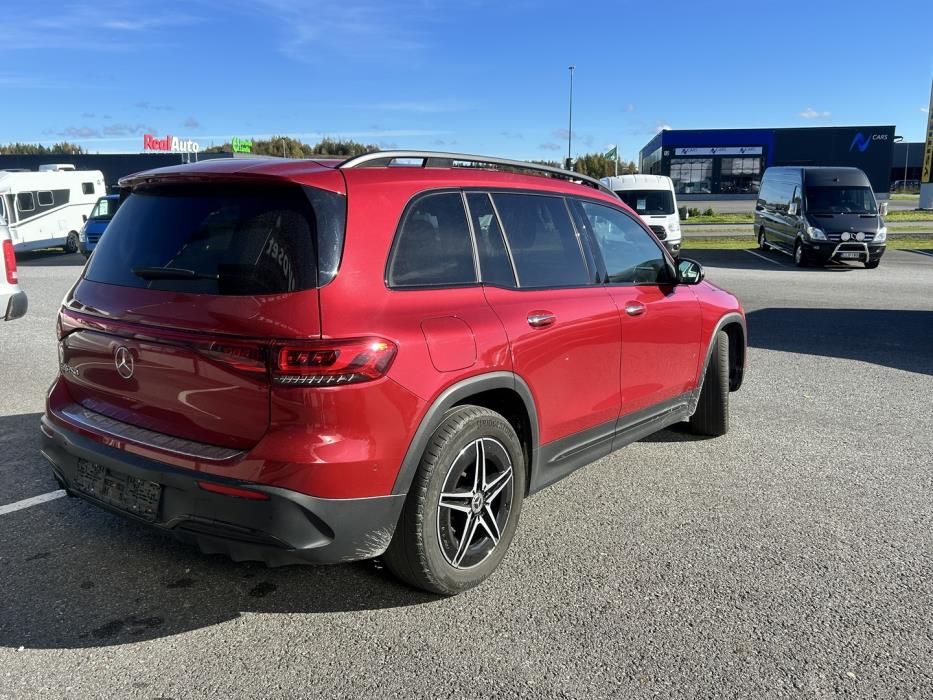 MERCEDES-BENZ EQB 2023