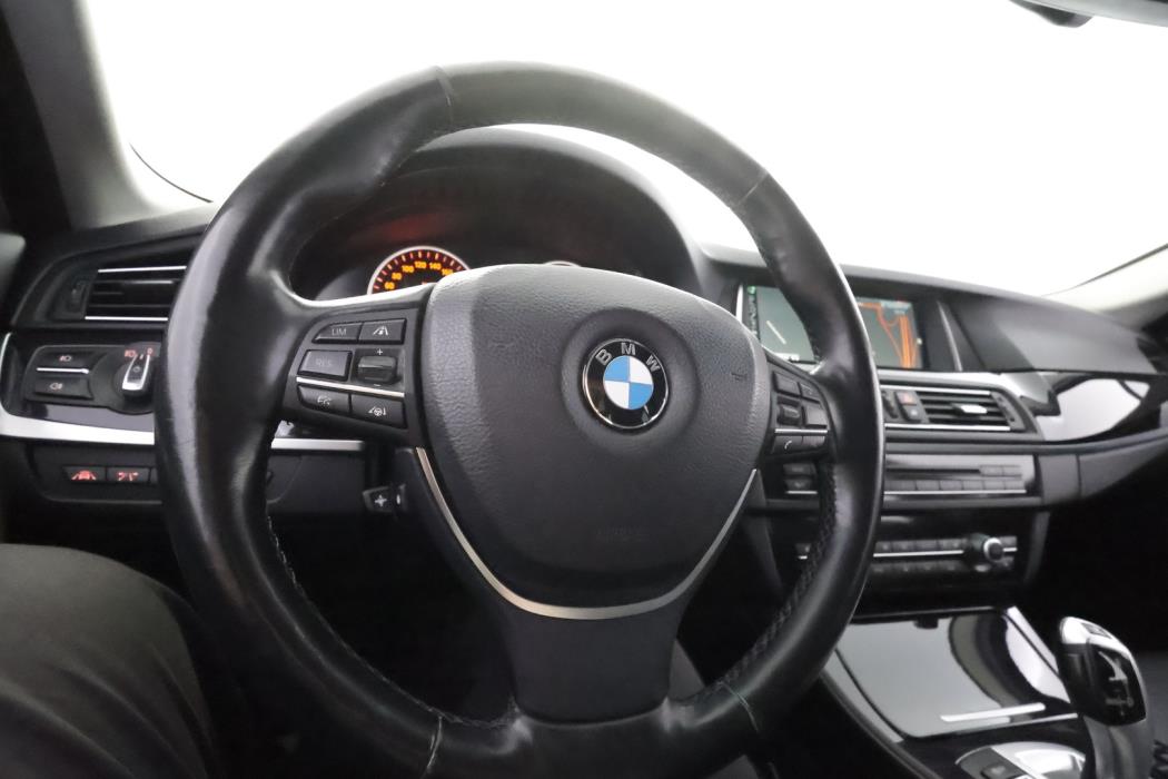 BMW 530 2015