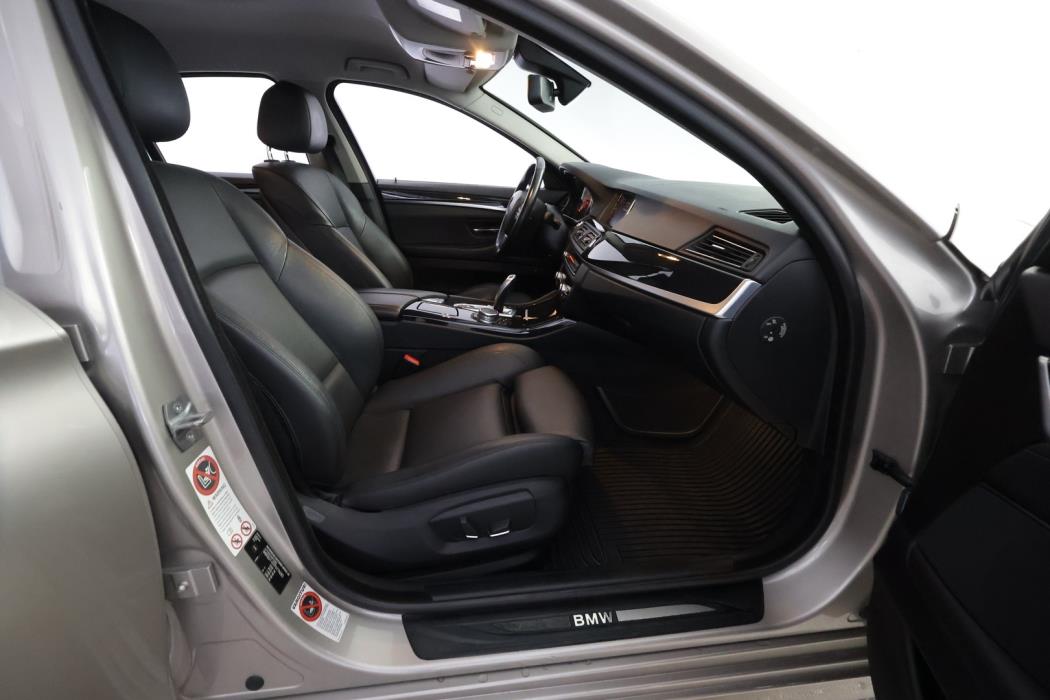 BMW 530 2015