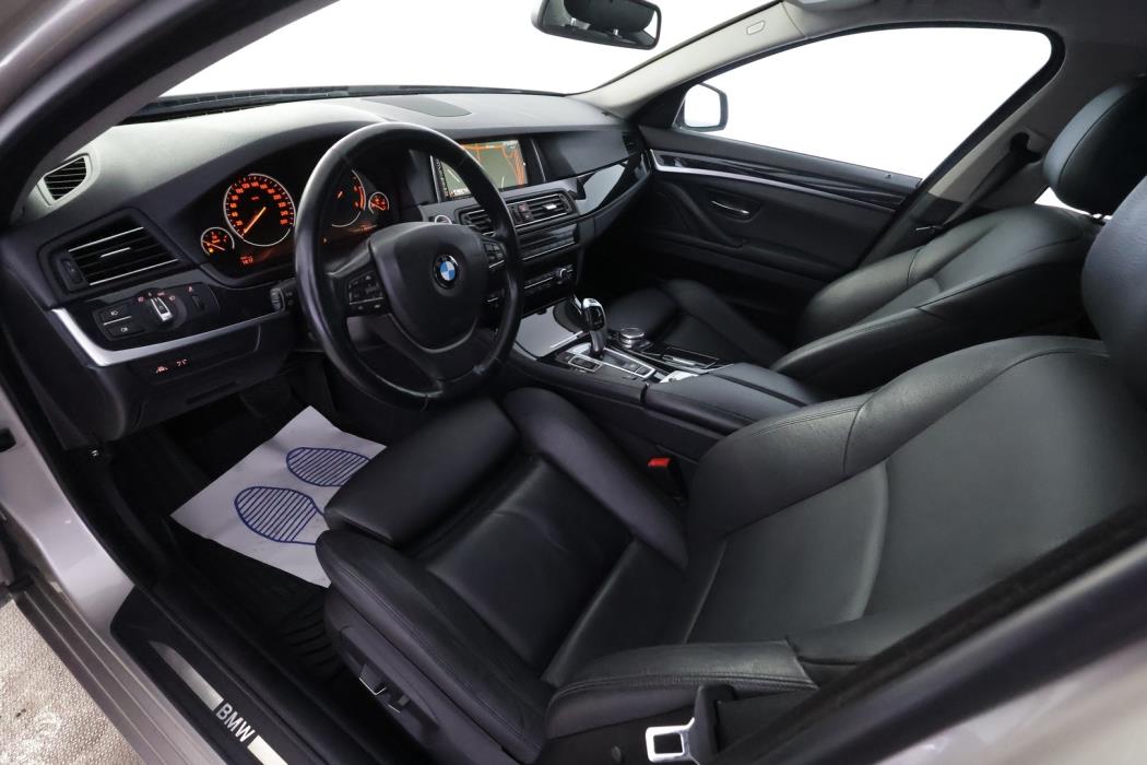 BMW 530 2015