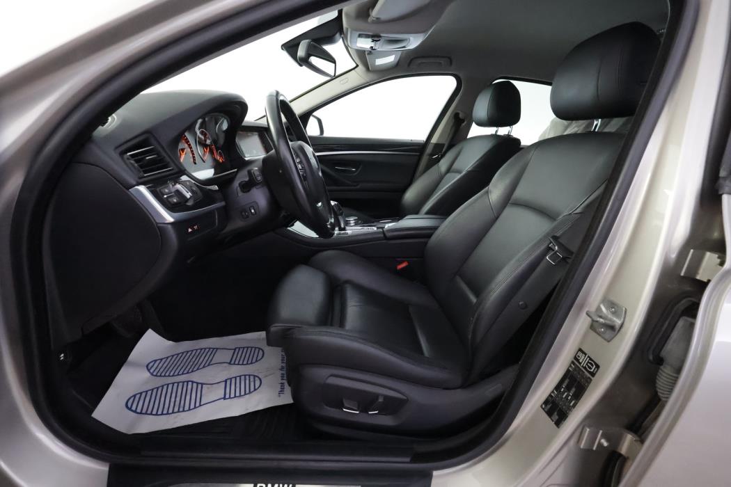 BMW 530 2015