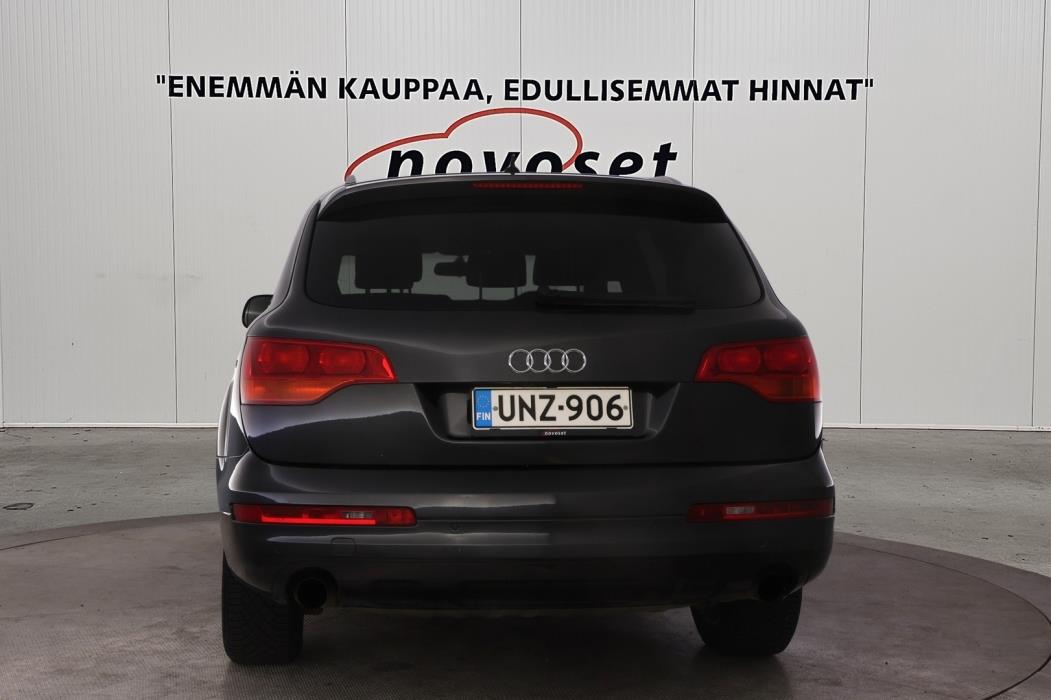 AUDI Q7 2006