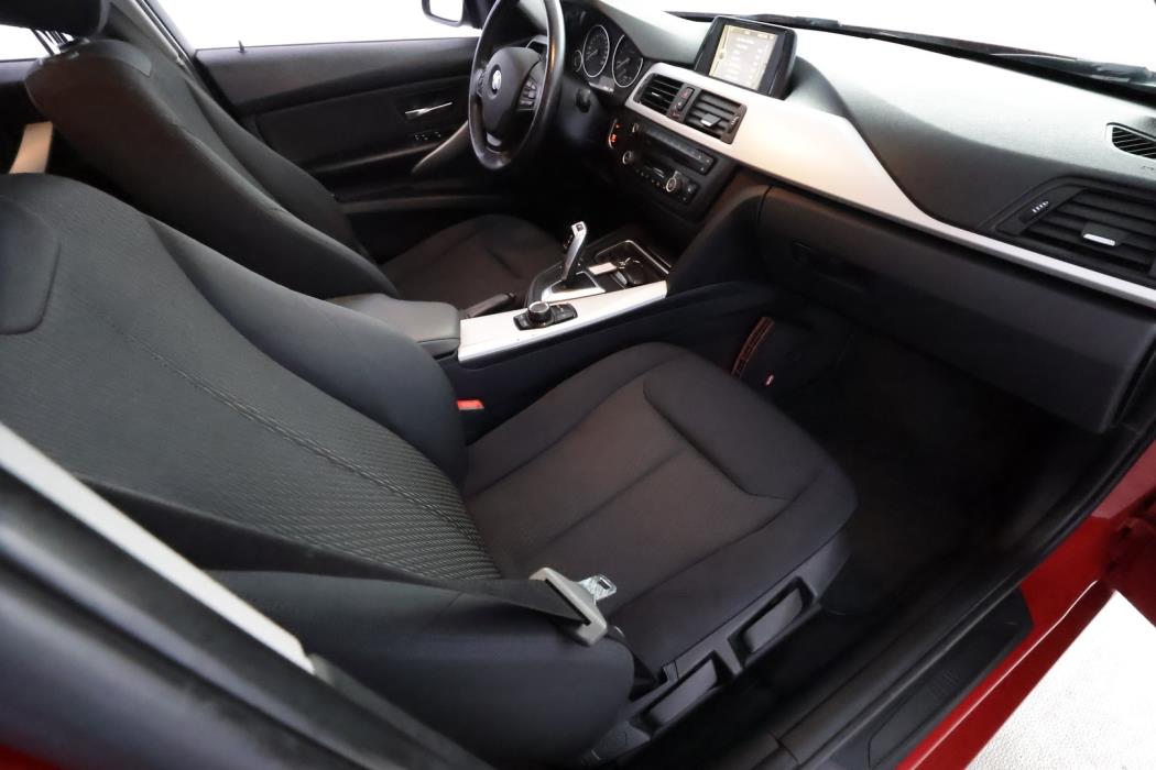 BMW 320 2013
