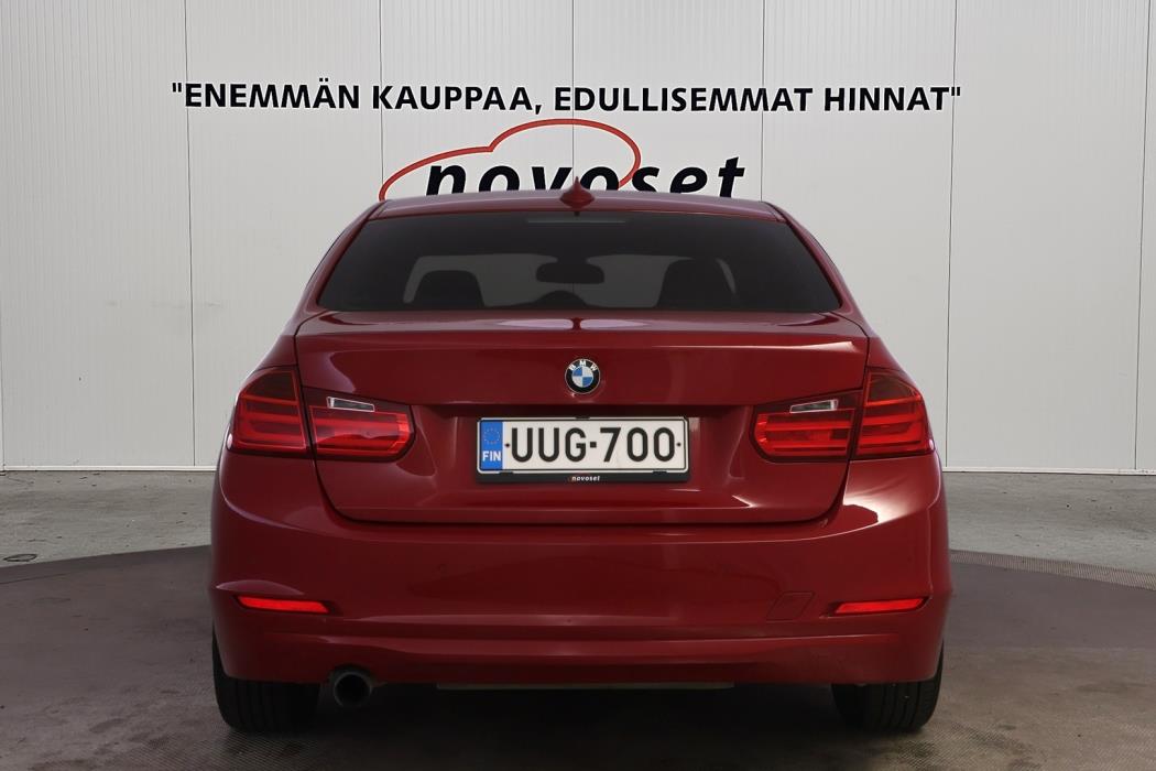 BMW 320 2013