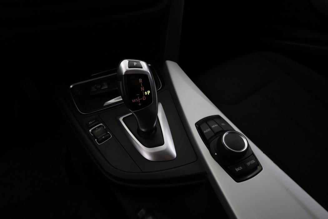 BMW 320 2013