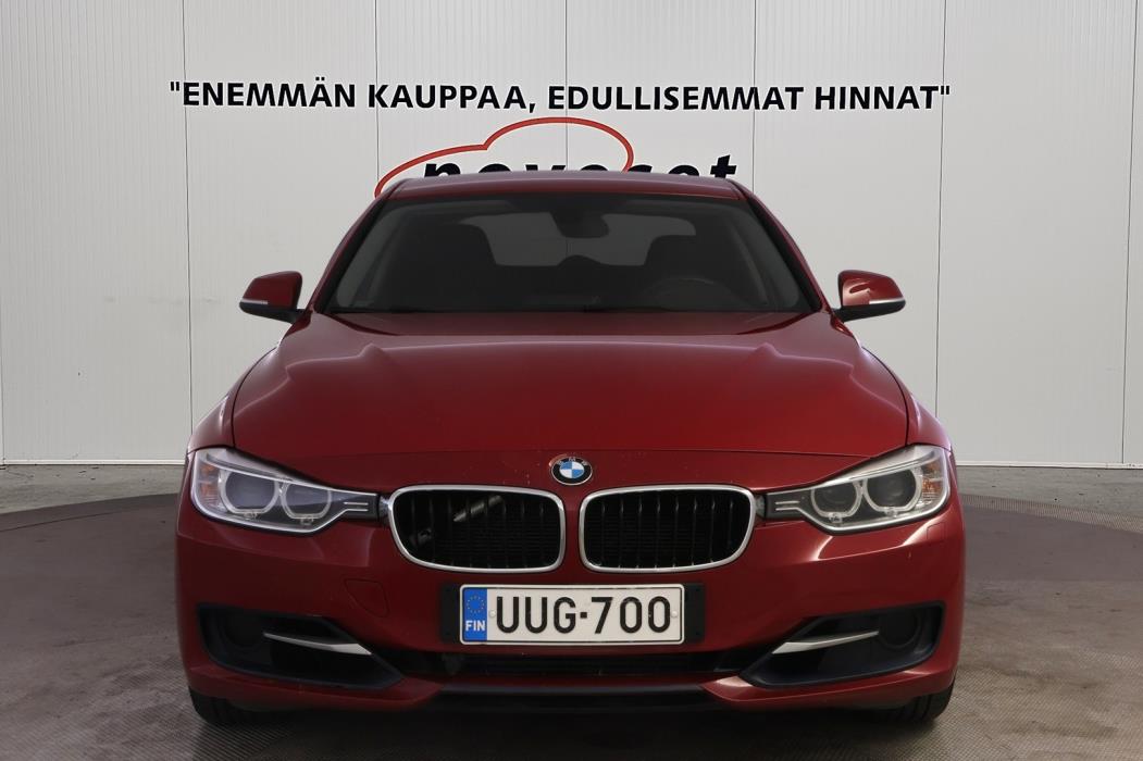 BMW 320 2013
