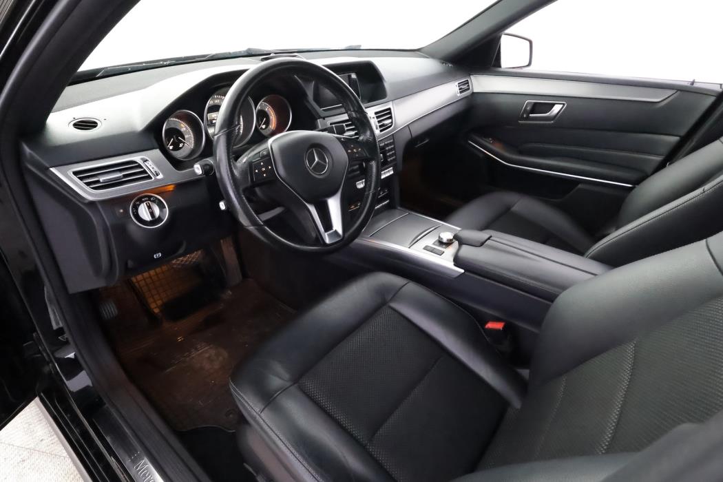 MERCEDES-BENZ E 2015