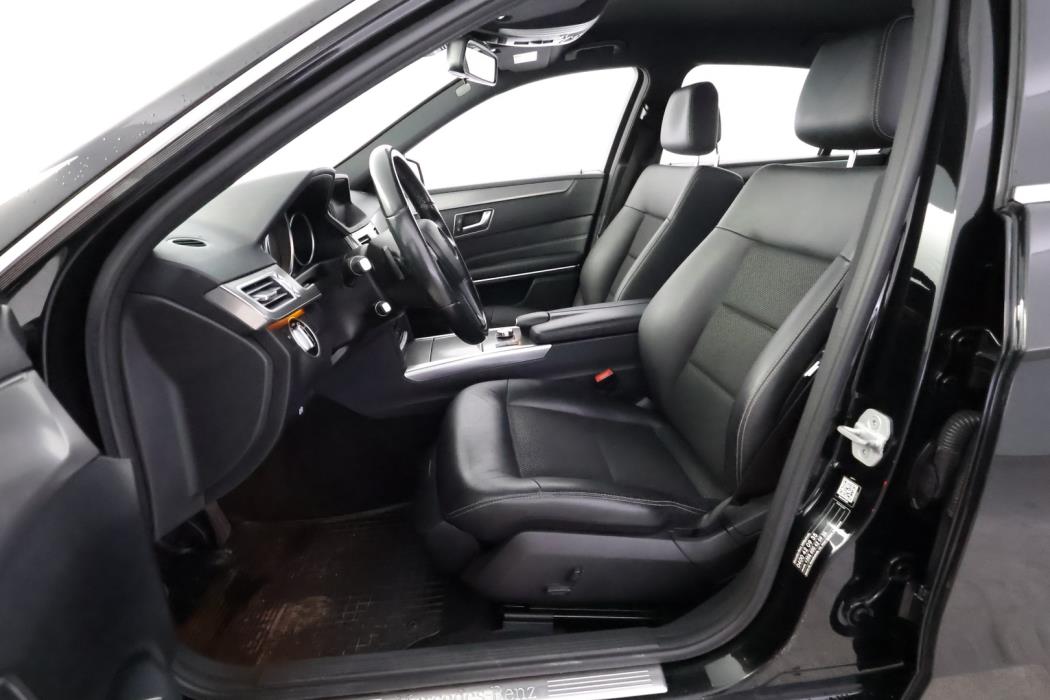 MERCEDES-BENZ E 2015