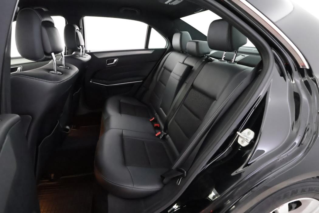 MERCEDES-BENZ E 2015