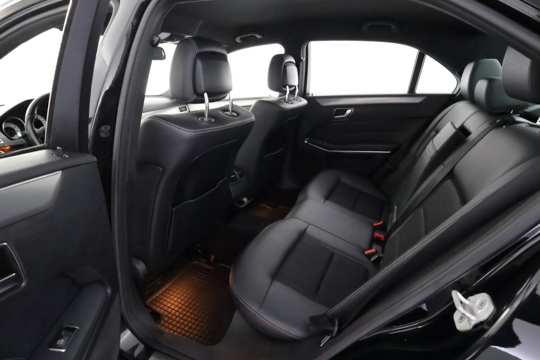 MERCEDES-BENZ E 2015