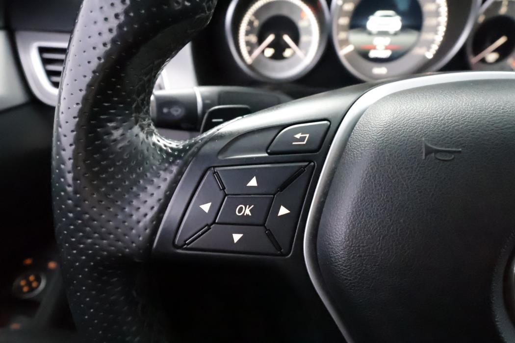 MERCEDES-BENZ E 2015