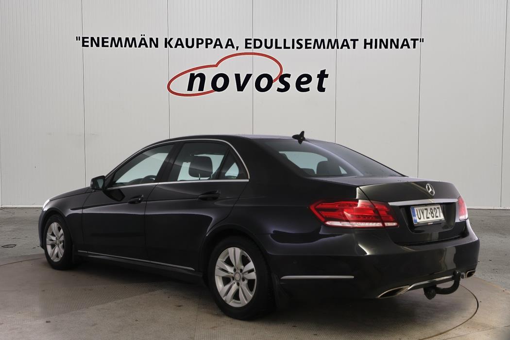 MERCEDES-BENZ E 2015