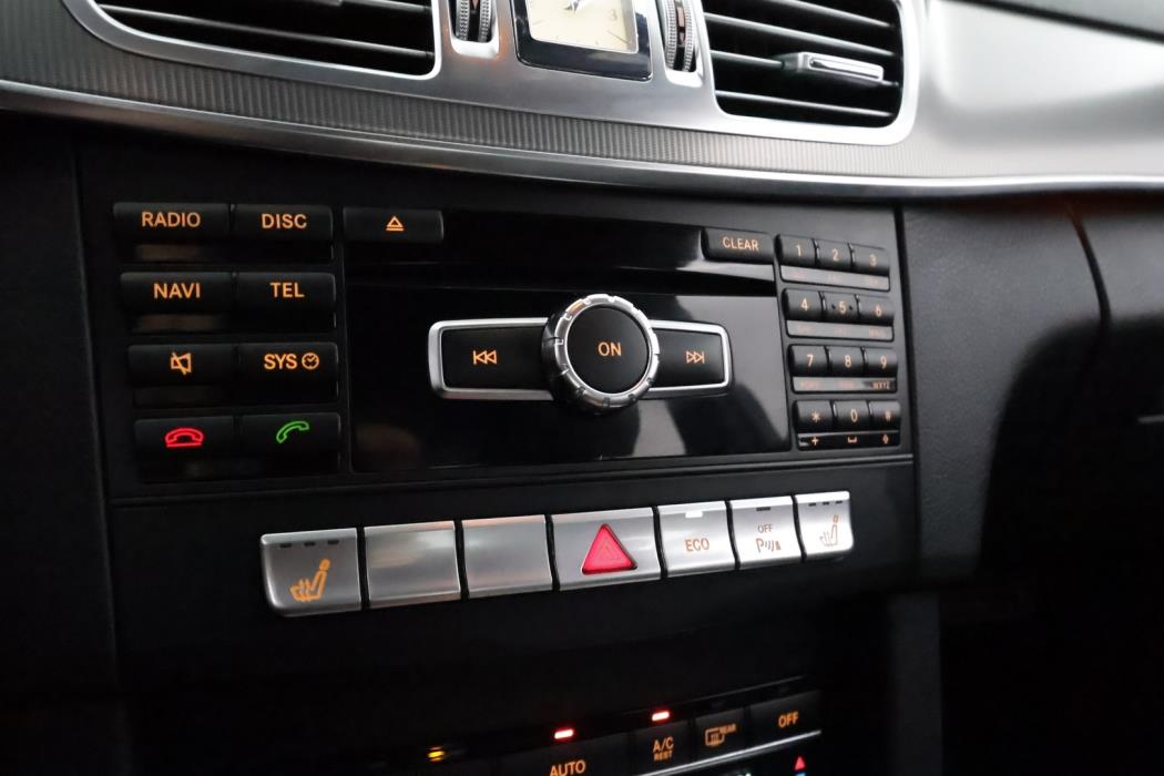 MERCEDES-BENZ E 2015