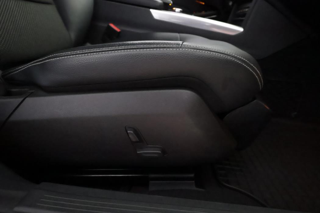 MERCEDES-BENZ E 2015