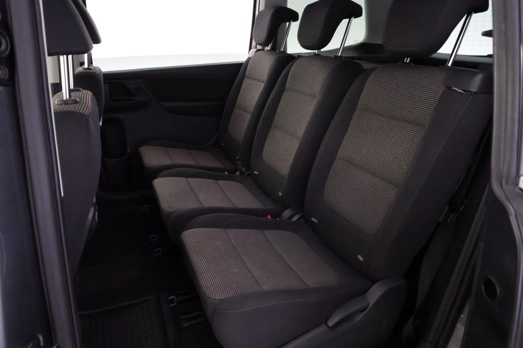 VOLKSWAGEN Sharan 2010