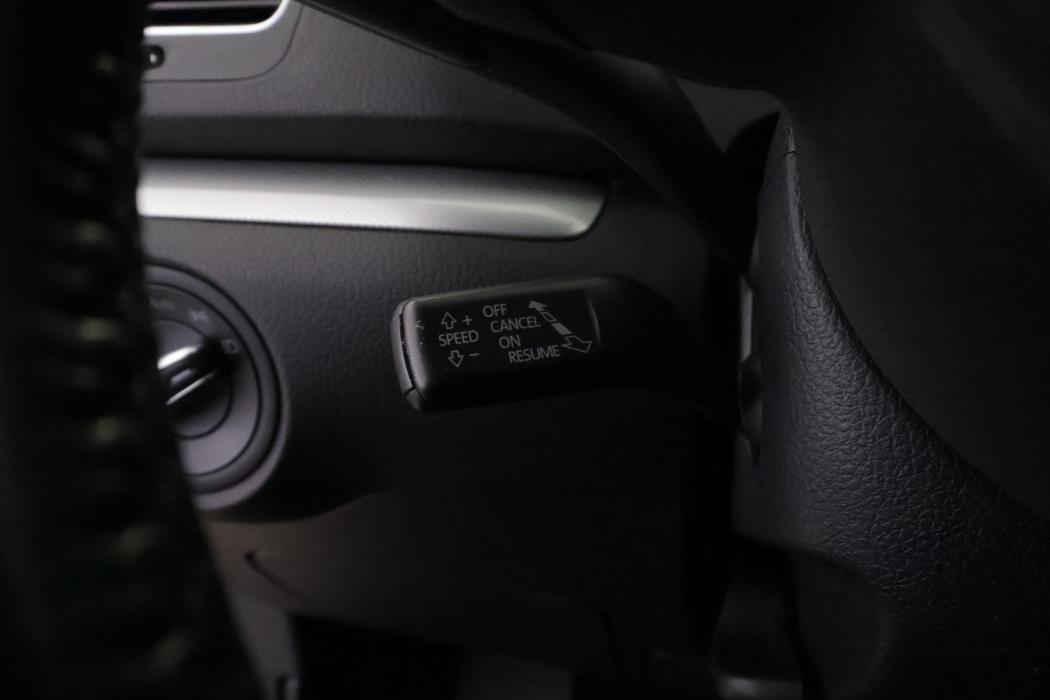 VOLKSWAGEN Sharan 2010